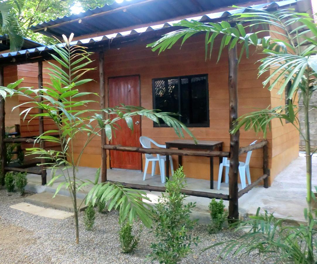 Hans Strand Bungalows Ko Lanta Exterior foto